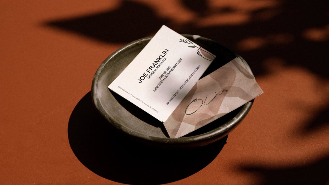 olio table business card design